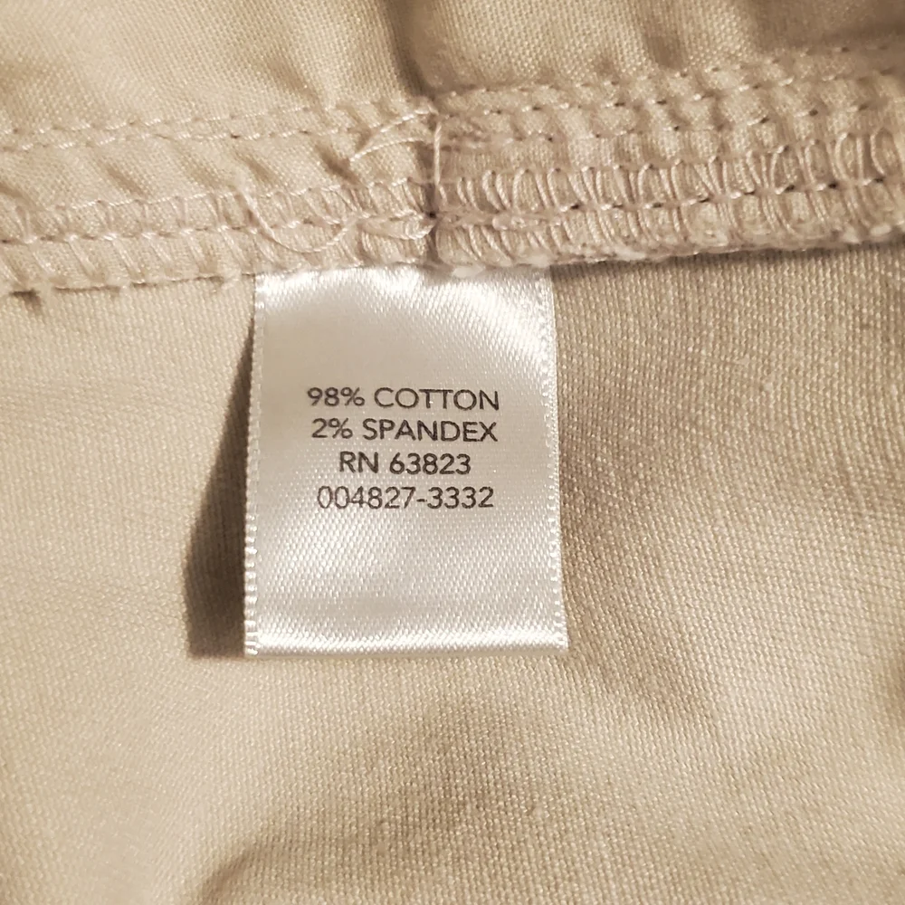 Christopher & Banks Color Tan Khaki  Capri Pants Women's SIZE 10 Stretch - Picture 4 of 11